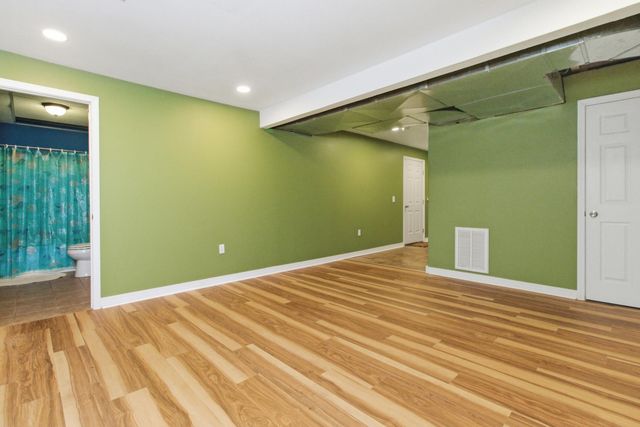 1605 Jon Street, West Plains, MO 65775