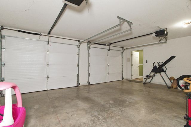 1605 Jon Street, West Plains, MO 65775