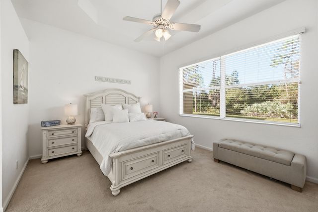 5427 Place Lake Drive, Fort Pierce, FL 34951