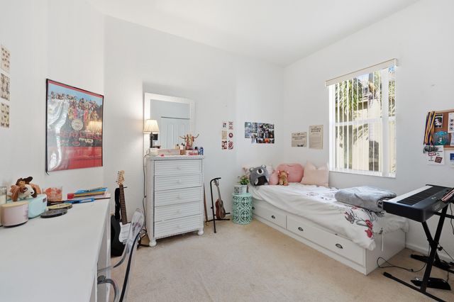 5427 Place Lake Drive, Fort Pierce, FL 34951