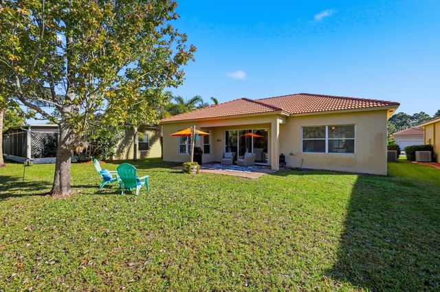 5427 Place Lake Drive, Fort Pierce, FL 34951