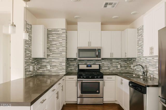 124 W Colorado Street 406, Glendale, CA 91204