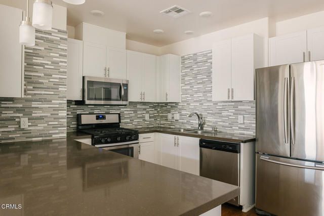 124 W Colorado Street 406, Glendale, CA 91204