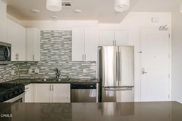 124 W Colorado Street 406, Glendale, CA 91204