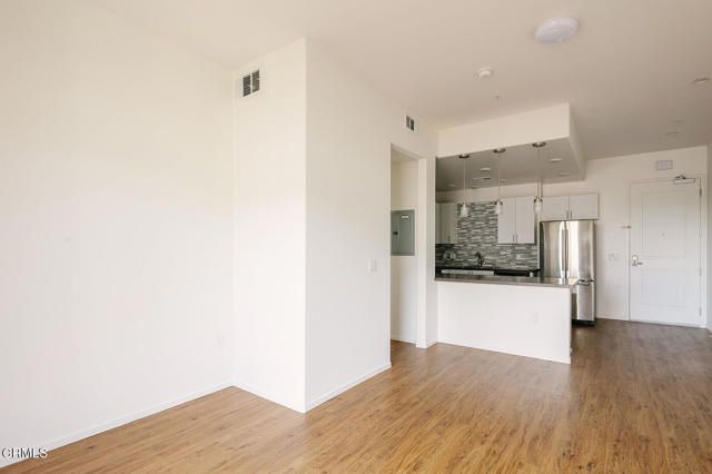 124 W Colorado Street 406, Glendale, CA 91204