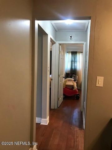 2404 CRILL Avenue, Palatka, FL 32177