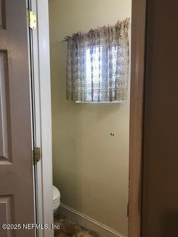 2404 CRILL Avenue, Palatka, FL 32177
