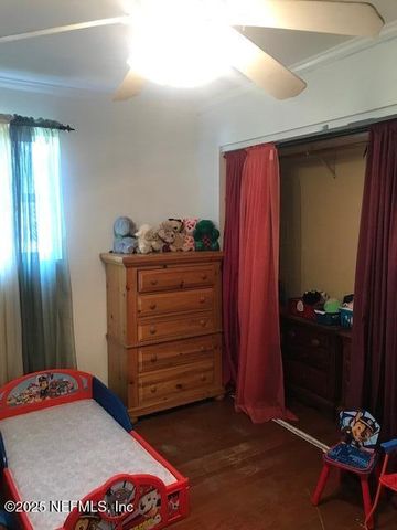 2404 CRILL Avenue, Palatka, FL 32177