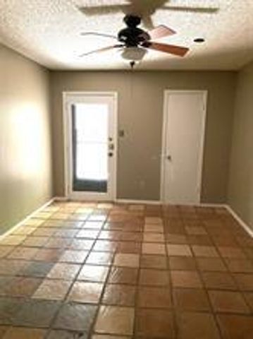 1748 Ohlen RD 26, Austin, TX 78757