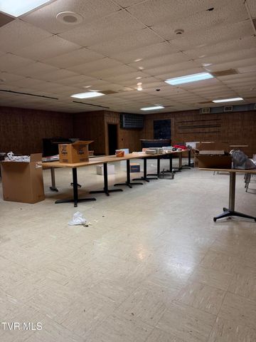 1801 West Lakeview Drive 0, Johnson City, TN 37601