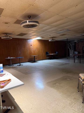 1801 West Lakeview Drive 0, Johnson City, TN 37601