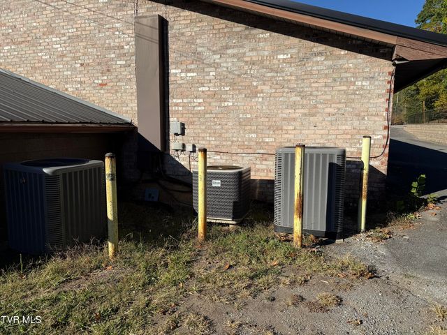 1801 West Lakeview Drive 0, Johnson City, TN 37601