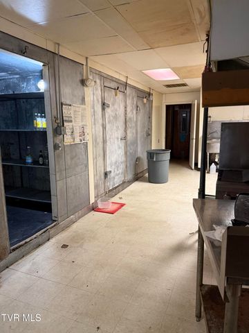 1801 West Lakeview Drive 0, Johnson City, TN 37601