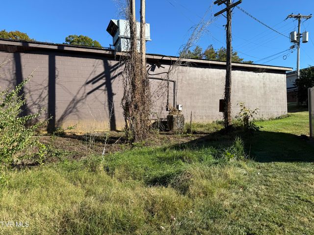 1801 West Lakeview Drive 0, Johnson City, TN 37601