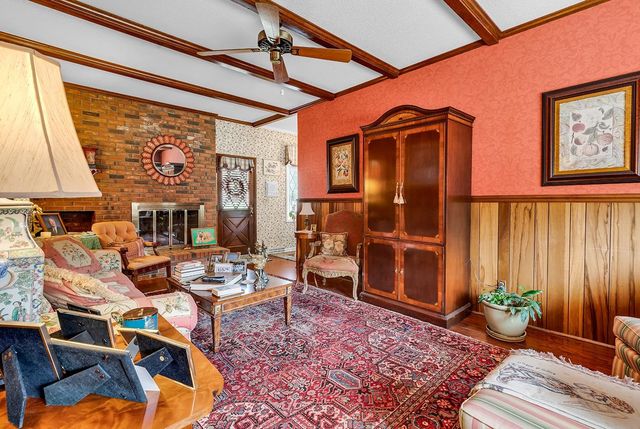 98 Forest Loop, Pawleys Island, SC 29585