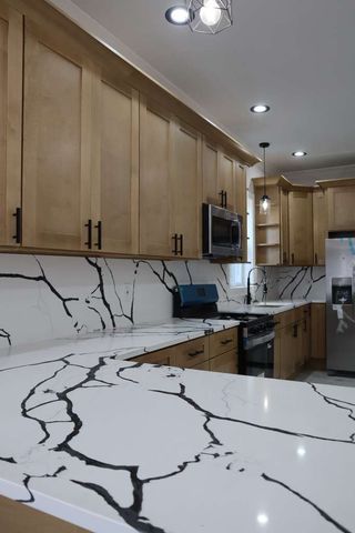 6744 S Bishop Street, Chicago, IL 60636