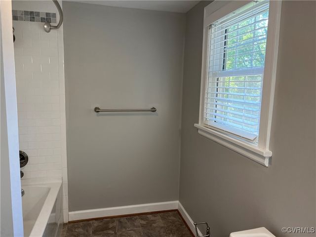 12400 Buckingham St, Chester, VA 23831