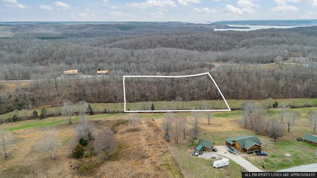 0 Jack Saunders Rd, Waverly, TN 37185