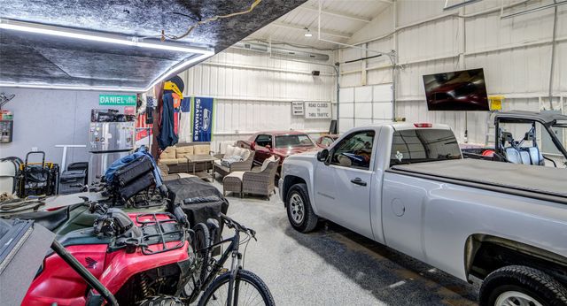 825 County Road 3655, Paradise, TX 76073