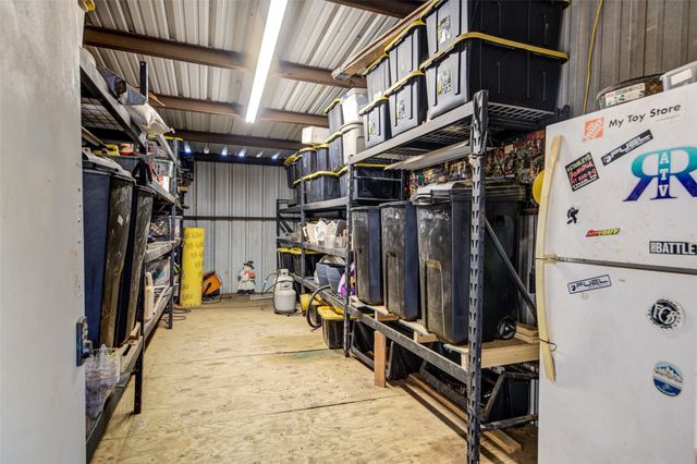 825 County Road 3655, Paradise, TX 76073