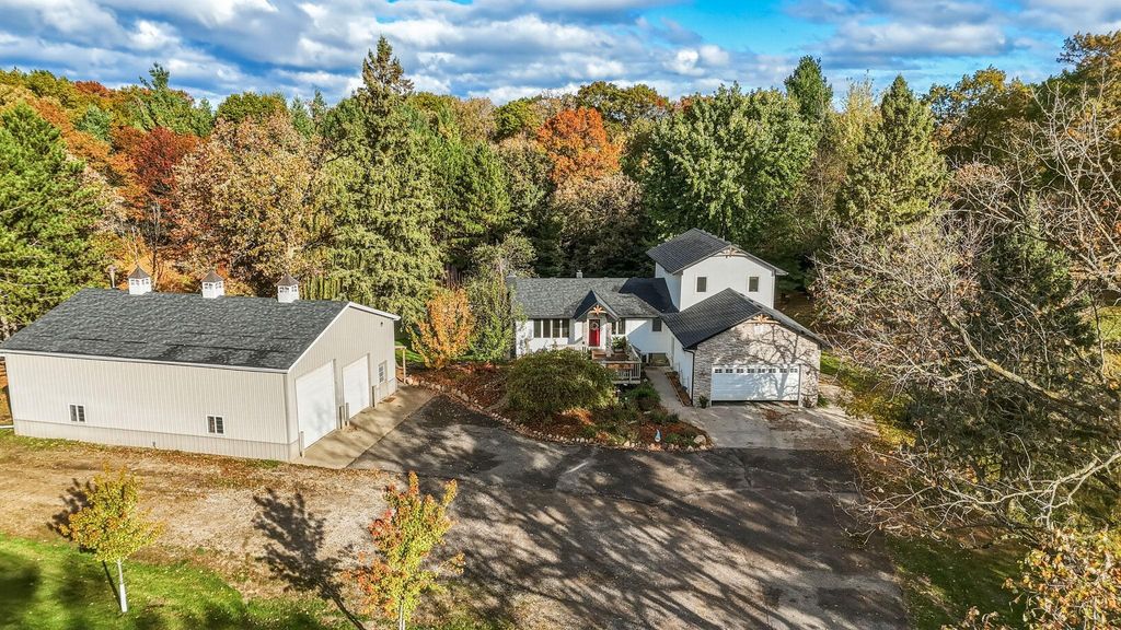 13385 207th Avenue NW, Elk River, MN 55330 — exterior