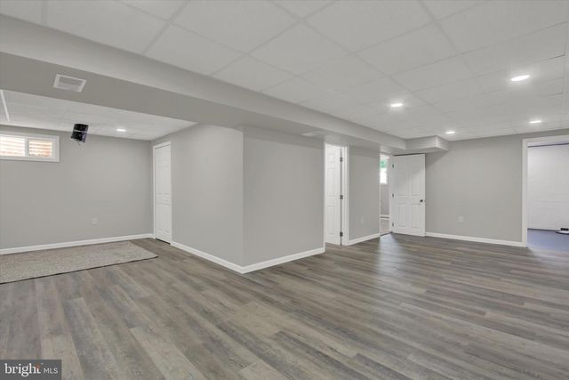 230 CANARY CIR, York, PA 17404