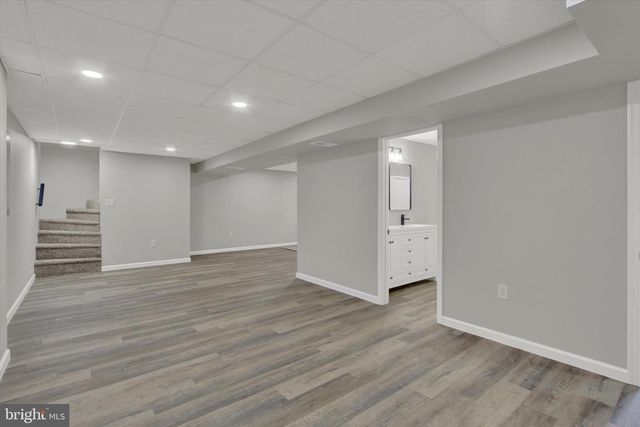 230 CANARY CIR, York, PA 17404