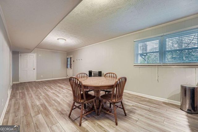 4707 Matterhorn Drive SW, Lilburn, GA 30047