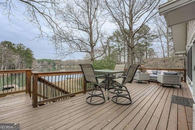 4707 Matterhorn Drive SW, Lilburn, GA 30047