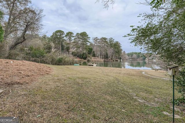 4707 Matterhorn Drive SW, Lilburn, GA 30047