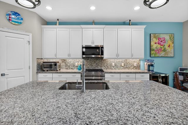 424 Margaritaville Avenue, Daytona Beach, FL 32124