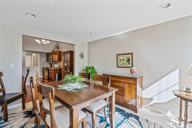 4908 Ashleigh Drive, Dublin, OH 43016