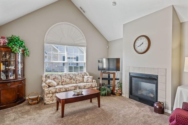 4908 Ashleigh Drive, Dublin, OH 43016