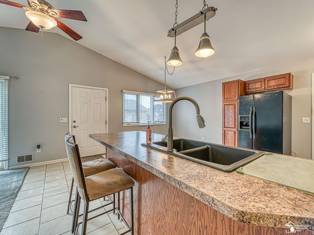 921 May Drive, Monroe, MI 48161