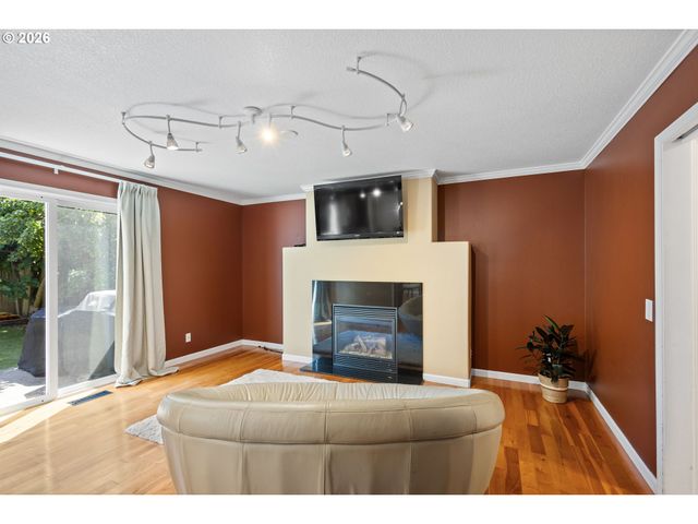20762 Sw LONGACRE St, Beaverton, OR 97003