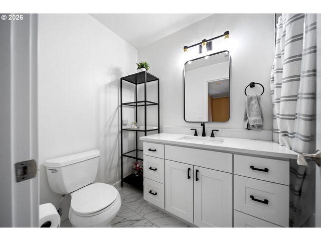 20762 Sw LONGACRE St, Beaverton, OR 97003