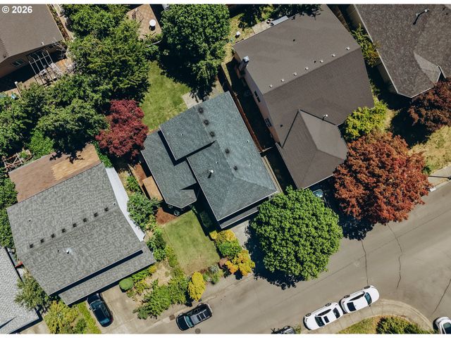 20762 Sw LONGACRE St, Beaverton, OR 97003