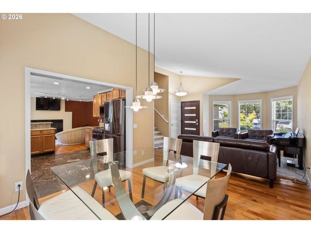 20762 Sw LONGACRE St, Beaverton, OR 97003