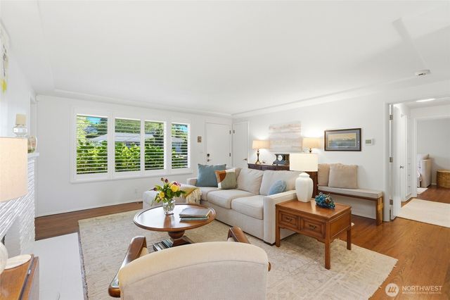 1227 NW 120th Street, Seattle, WA 98177