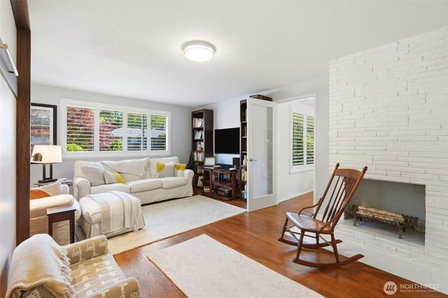 1227 NW 120th Street, Seattle, WA 98177