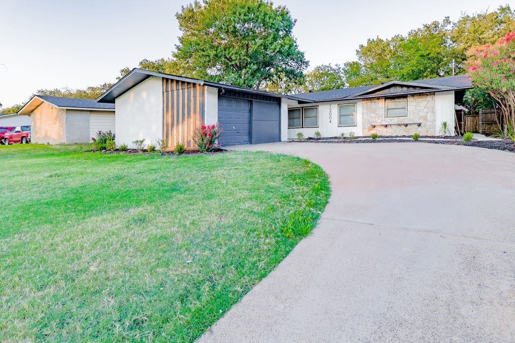 12004 High Valley Drive, Dallas, TX 75234