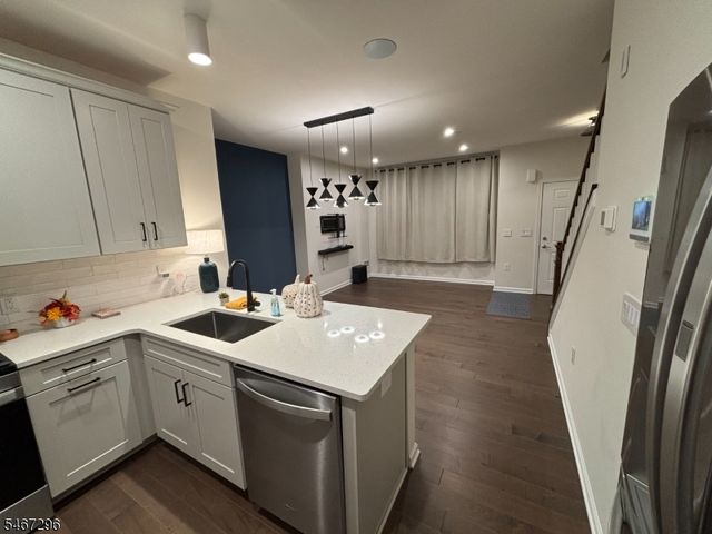 103 Robeson St, Somerville Boro, NJ 08876