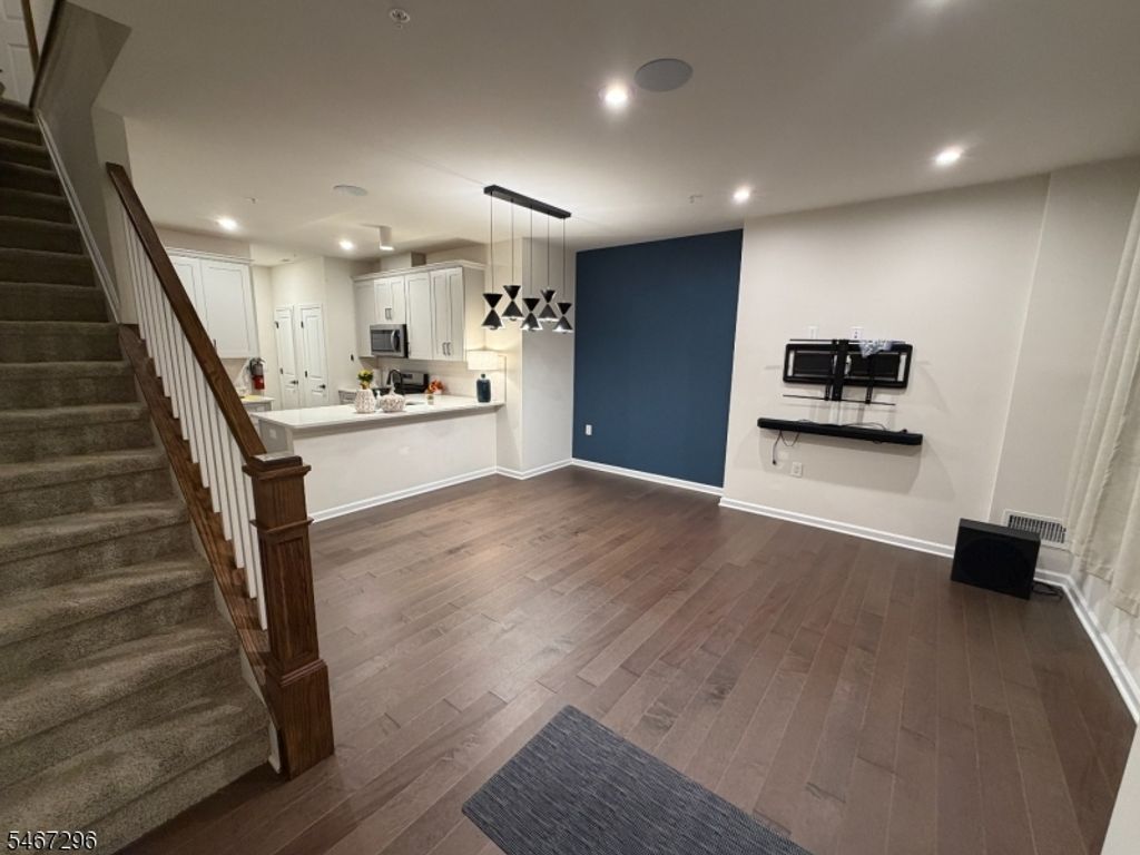 103 Robeson St, Somerville Boro, NJ 08876 — photo 2