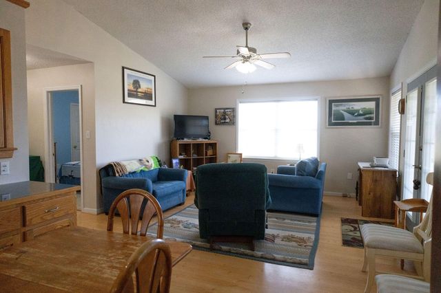 16 Baldwin Lane, Green Pond, SC 29446