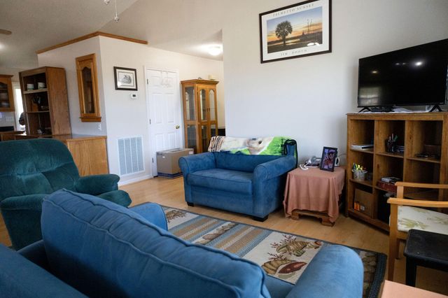 16 Baldwin Lane, Green Pond, SC 29446