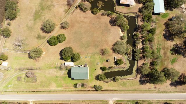 16 Baldwin Lane, Green Pond, SC 29446