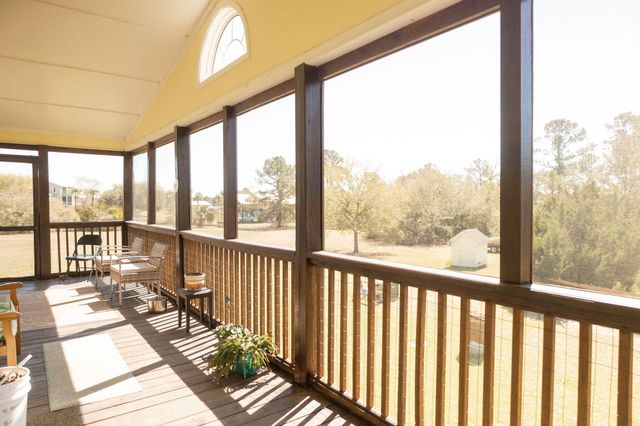 16 Baldwin Lane, Green Pond, SC 29446