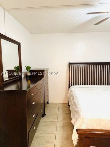 22 SE 3rd Ter 6, Dania Beach, FL 33004