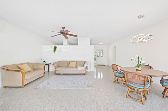 1718 SE 14th Street, Fort Lauderdale, FL 33316