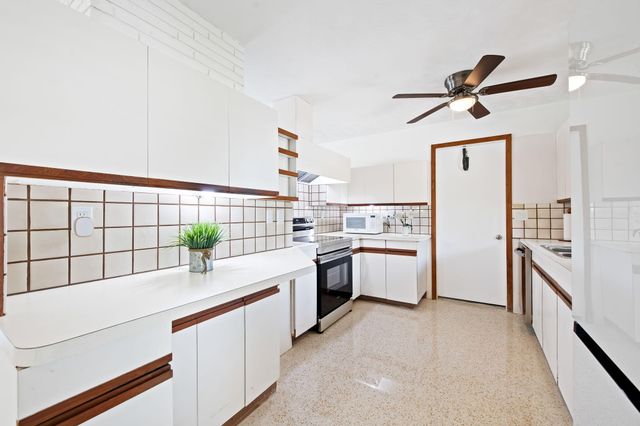 1718 SE 14th Street, Fort Lauderdale, FL 33316